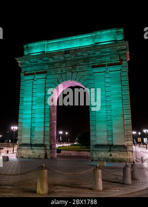 Bordeaux, France, 10 mai 2018 - porte de Bourgogne à l'entrée de la ville Banque D'Images