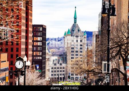 State University of New York à Albany, vue sur le centre-ville depuis Capitol Park, NY, USA Banque D'Images