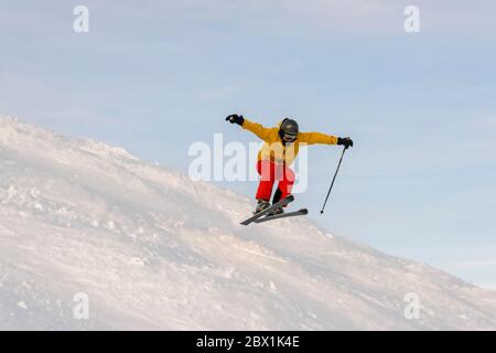 Saut à ski, ski Hohe Salve, Skiwelt Wilder Kaiser, Brixenthal Hochbrixen, Tyrol, Autriche Banque D'Images