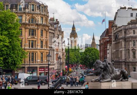 Trafalgar Square, vue sur Big Ben, Londres, Angleterre, Grande-Bretagne Banque D'Images