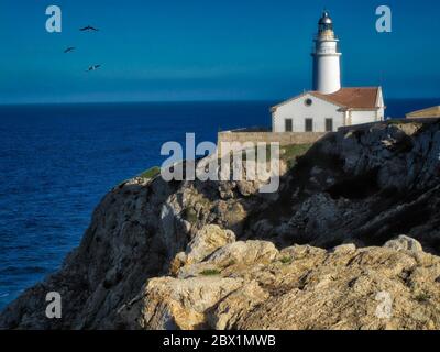 ES - MALLORCA : Phare de Cala Ratjada à Punta de Capdepera Banque D'Images