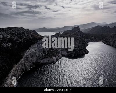 Point de vue de Cap Formentor, vue de la région du Mirador es Colomer supervisant la péninsule du Formentor. Côte ouest, Majorque. Phare, aventure. Banque D'Images