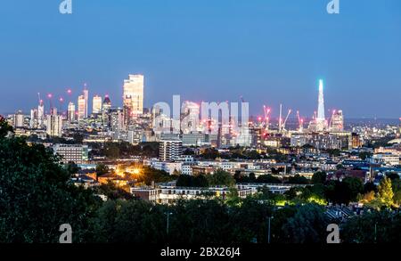 La ville de nuit depuis Parliament Hill Hampstead Heath Londres Banque D'Images