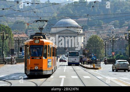 Italie, Piémont, province de Turin, Turin, Piazza Vittorio Veneto et église Gran Madre di Dio Banque D'Images