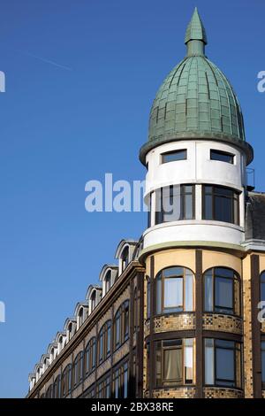 France, Aisne, Saint Quentin, Préfecture de la rue de la sous, magasins Seret reconstruits en 1923, style Art déco Banque D'Images