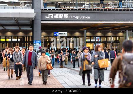 Himeji / Japon - 11 novembre 2017: Gare Himeji exploitée par West Japan Railway Company à Himeji, Japon Banque D'Images
