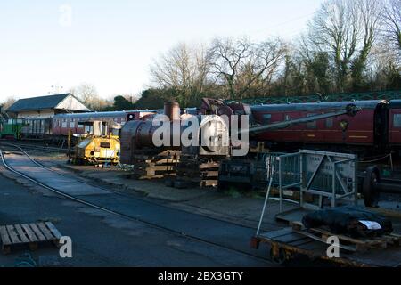 Elsecar Heritage Railway exploite des services historiques de passagers à vapeur et diesel tirés dans le South Yorkshire, en Angleterre. Banque D'Images