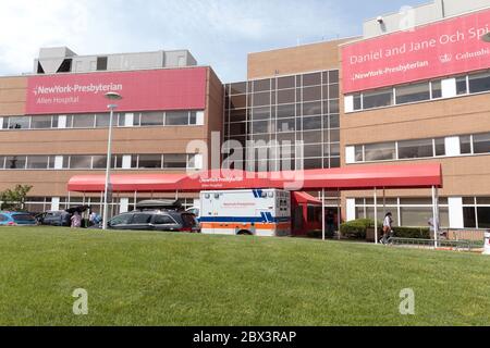 Une entrée au presbytérien de New York l'hôpital Allen dans le quartier de Manhattan du nord d'Inwwod Banque D'Images