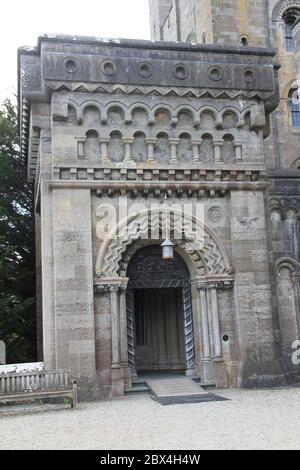 Château de Penrhyn et jardin à Llandygai, au nord du pays de Galles. Royaume-Uni Banque D'Images