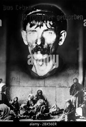 Tableau de présentation de l'exposition anti-Bolchevik 'Bolschewismus ohne Maske' (bolchevisme sans masque) dans le Reichstag de Berlin. Les infographies contrastent une devise de Staline avec les enfants souffrant de la faim de manière propagandistique. Banque D'Images