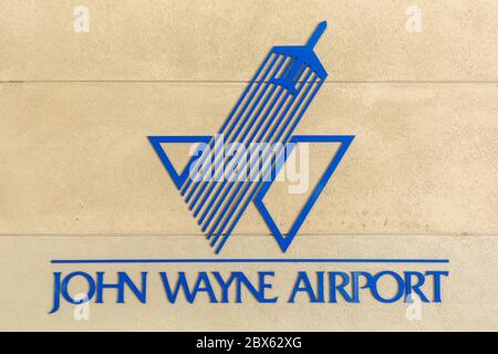 Santa Ana, Californie 13 avril 2019 : logo de l'aéroport de Santa Ana John Wayne SNA en Californie. Banque D'Images