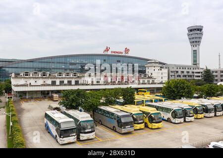 Chengdu, Chine 21 septembre 2019 : terminal et tour de l'aéroport de Chengdu CTU en Chine. Banque D'Images