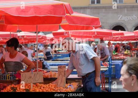 Marché à Zagreb Croatie Banque D'Images