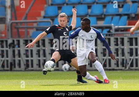 Bochum City, Allemagne. Duels 2020, duel, VfL Jordi Osei-Tutu, sports: Football: 2ème Bundesliga: Saison 19/20: .05.06.2020 30ème jour de match: VFL Bochum - FC St. Pauli Hamburg photo: Ralf Ibing firosportphoto/POOL | usage dans le monde crédit: dpa/Alay Live News Banque D'Images