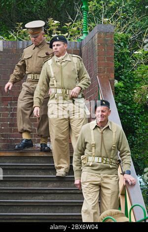 MID Hants Railway 'War on the Line' 2019 (jour J 75) avec des acteurs habillés en costume d'époque aux gares d'Alresford, Robley et Medstead & four Marks. Banque D'Images