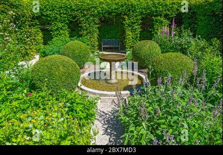 France, Yvoire, le jardin des cinq sens, le Cloître Banque D'Images