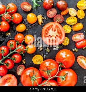 Fond tomates. Différentes variétés, vue de dessus. Banque D'Images