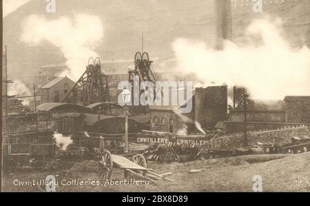 Carte postale des Collieries de Cwmtillery, Abertillery, Blaenaull Gwent, pays de Galles du Sud vers 1905 Banque D'Images