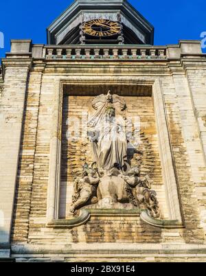 L'église notre-Dame-du-Finistère à Bruxelles, rue Neuve, Bruxelles, Belgique - détails architecturaux - façade. Banque D'Images