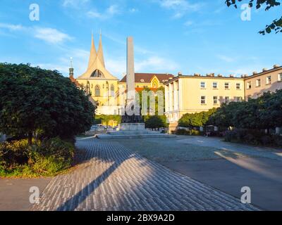 Monastère d'Emmaüs Na Slovanech, alias Emauzy, avec deux tours modernes, Prague, République tchèque. Banque D'Images