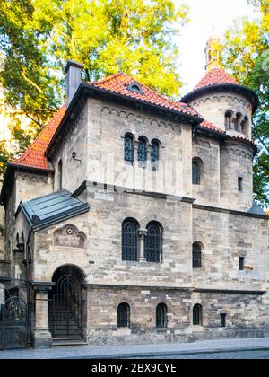 Salle de cérémonie juive près de la synagogue Klausen, quartier juif Josefov, vieille ville de Prague, République tchèque. Banque D'Images