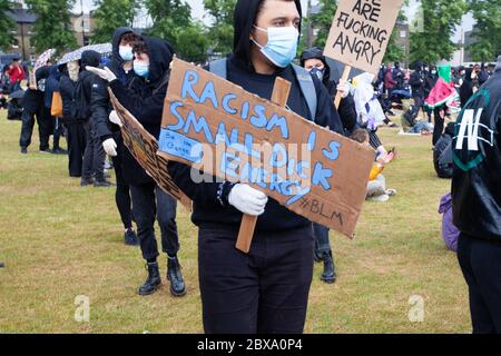 Les personnes noires comptent des manifestants à Cambridge au Royaume-Uni Banque D'Images