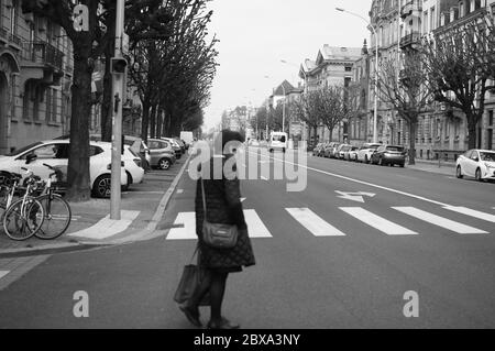 Covid19 coronavirus photographie de rue-Strasbourg France Banque D'Images