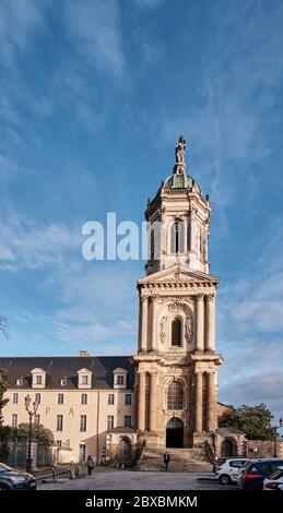 Le clocher de notre Dame de Sainte-Melaine à Rennes Banque D'Images