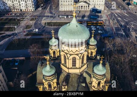 Dômes de la cathédrale orthodoxe métropolitaine du Saint et égale aux Apôtres Marie-Madeleine à Varsovie, capitale de la Pologne Banque D'Images