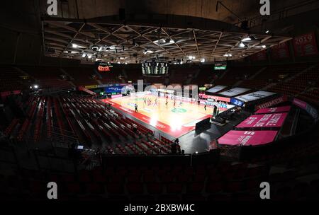 Munich, Allemagne. 06e juin 2020. Basket-ball: Basketball - Tournoi final Bundesliga, FC Bayern Munich - ratiopharm Ulm, tour préliminaire, Groupe A, 1er match au Audi Dome. Les stands vides peuvent être vus pendant le jeu. Crédit : Matthias balk/dpa-Pool/dpa/Alay Live News Banque D'Images