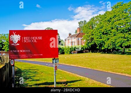 École junior Red House, Norton Stockton on Tees, Cleveland, Angleterre Banque D'Images