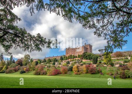 Images du magnifique château de Powis et du jardin près de Welshpool au milieu du pays de Galles au Royaume-Uni Banque D'Images