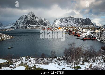 Les îles Lofoten sont un archipel dans le comté de Nordland, en Norvège Banque D'Images