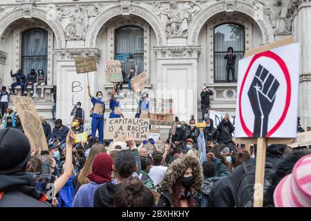 Manifestation de #blacklivespromatière dans le centre de Londres le dimanche 07 juin 2020 Banque D'Images
