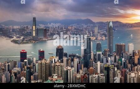 Panorama urbain de Hong Kong depuis le pic de Victoria, Chine - Asie Banque D'Images