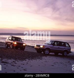 1999 Land Rover Discovery série 2 et Range Rover Banque D'Images