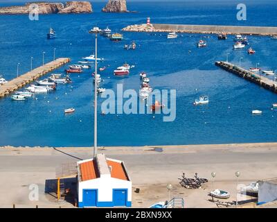 Port de Sagres dans la région de l'Algarve au Portugal Banque D'Images
