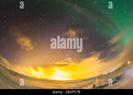 Aurora Borealis ou mieux connu sous le nom de la lumière du nord au cercle d'or, de l'Islande Banque D'Images