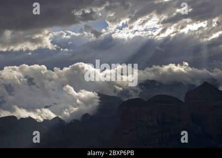 Trois Rondavels im Blyde River Canyon après la tempête, Afrique du Sud Banque D'Images