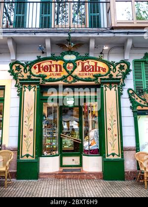 Façade Forn des Teatre café et boulangerie de style traditionnel renommé à Palma de Majorque, Iles Baléares, Espagne Banque D'Images