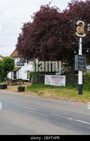 The Boot at Sarratt, pub et restaurant de campagne traditionnel dans le village de Sarratt, Hertfordshire, Angleterre, Royaume-Uni Banque D'Images