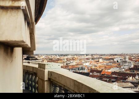 Vue depuis la basilique Saint-Étienne sur le paysage urbain de Budapest, la capitale de la Hongrie Banque D'Images