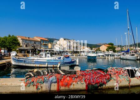 Le port pittoresque de Maccinagio sur le cap corse en Corse du Nord Banque D'Images