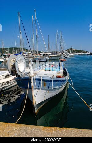 Le port pittoresque de Maccinagio sur le cap corse en Corse du Nord Banque D'Images