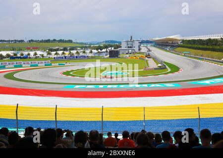 SETANG, MALAISIE - AVRIL 9 : Felipe Massa (équipe Scuderia Ferrari Marlboro) à la qualification sur la Formule 1 GP, avril 9 2011, Setang Banque D'Images