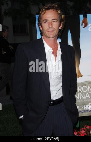 Luke Perry à la première de Los Angeles de la série originale de HBO « John from Cincinnati » tenue au Paramount Theatre, Paramount Picture Studios à Hollywood, Californie. L'événement a eu lieu le jeudi 31 mai 2007. Photo par: SBM / PictureLux - référence du fichier # 34006-5293SBMPLX Banque D'Images