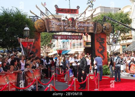 Ambiance à la première mondiale « Pirates des Caraïbes : à la fin du monde » qui s'est tenue à Disneyland à Anaheim, Californie. L'événement a eu lieu le Satuday, le 19 mai 2007. Photo par: SBM / PictureLux - référence du fichier # 34006-4494SBMPLX Banque D'Images