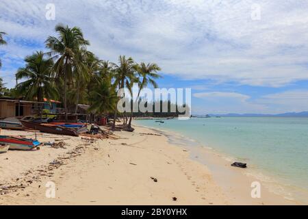Belle vue de paysage de l'île Mantanani, Kota Belud, Sabah, Bornéo pour l'utilisation de fond Banque D'Images