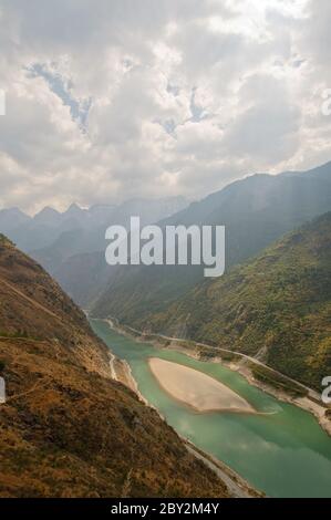 La Gorge du tigre bondissant, Yunnan, Chine Banque D'Images