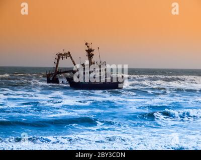 Naufrage sur la côte de Skeleton de l'océan Atlantique en Namibie Banque D'Images